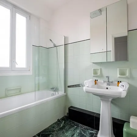 Veeve - Montmartre Majestique Apartment